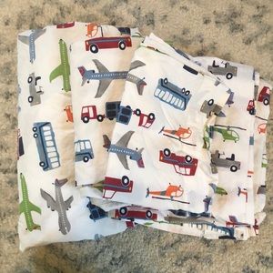 Pottery Barn full size bed sheets